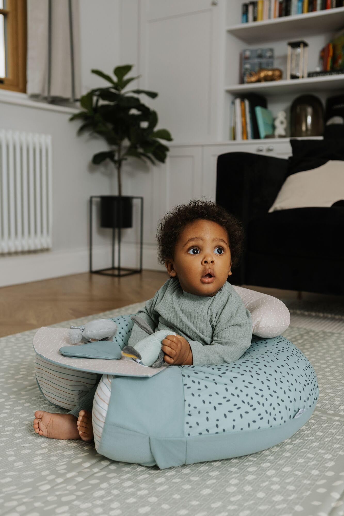 Nuby Sit & Play Floor Seat 6-12months