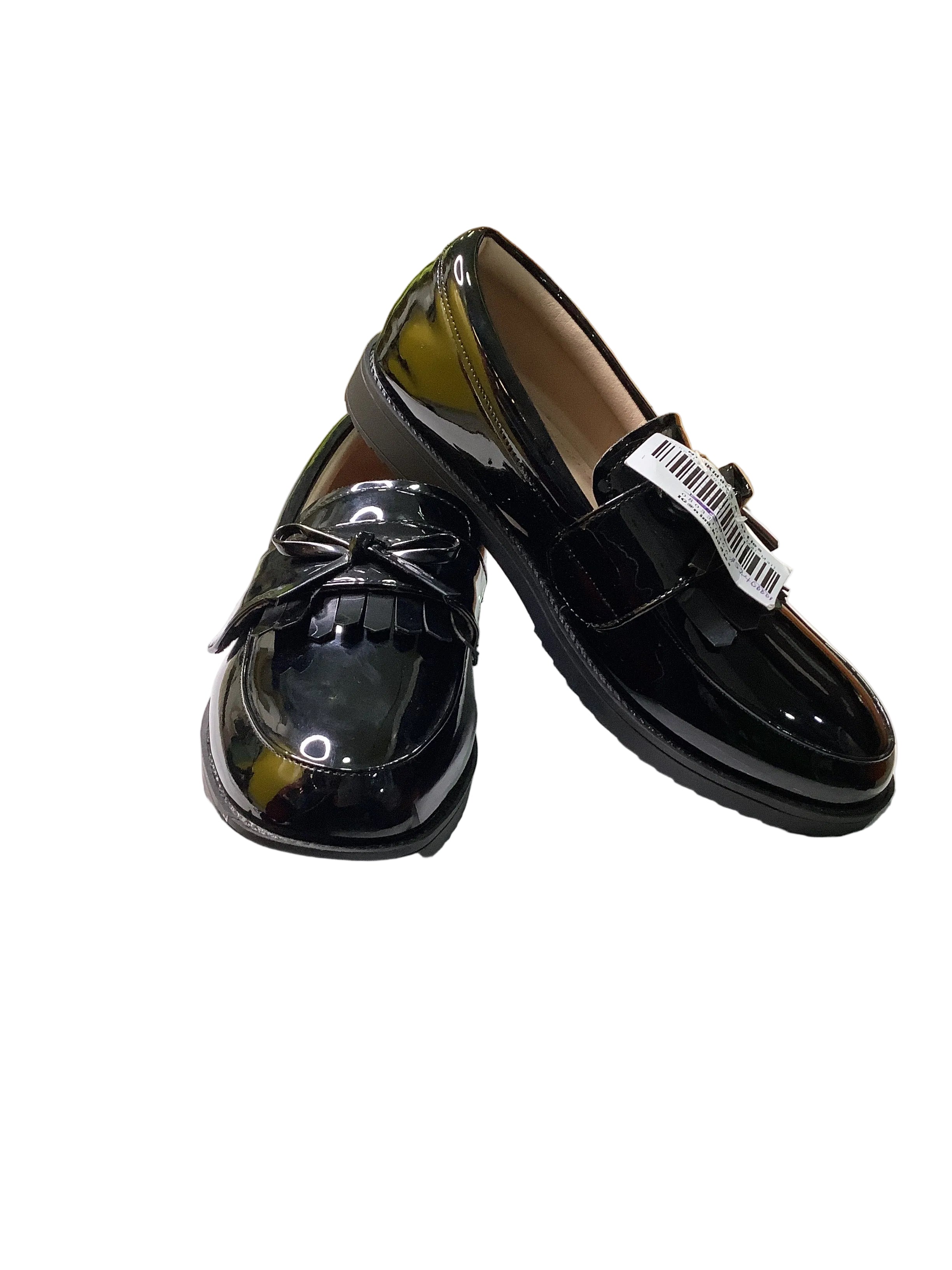 Kong Mai Mai Shoe