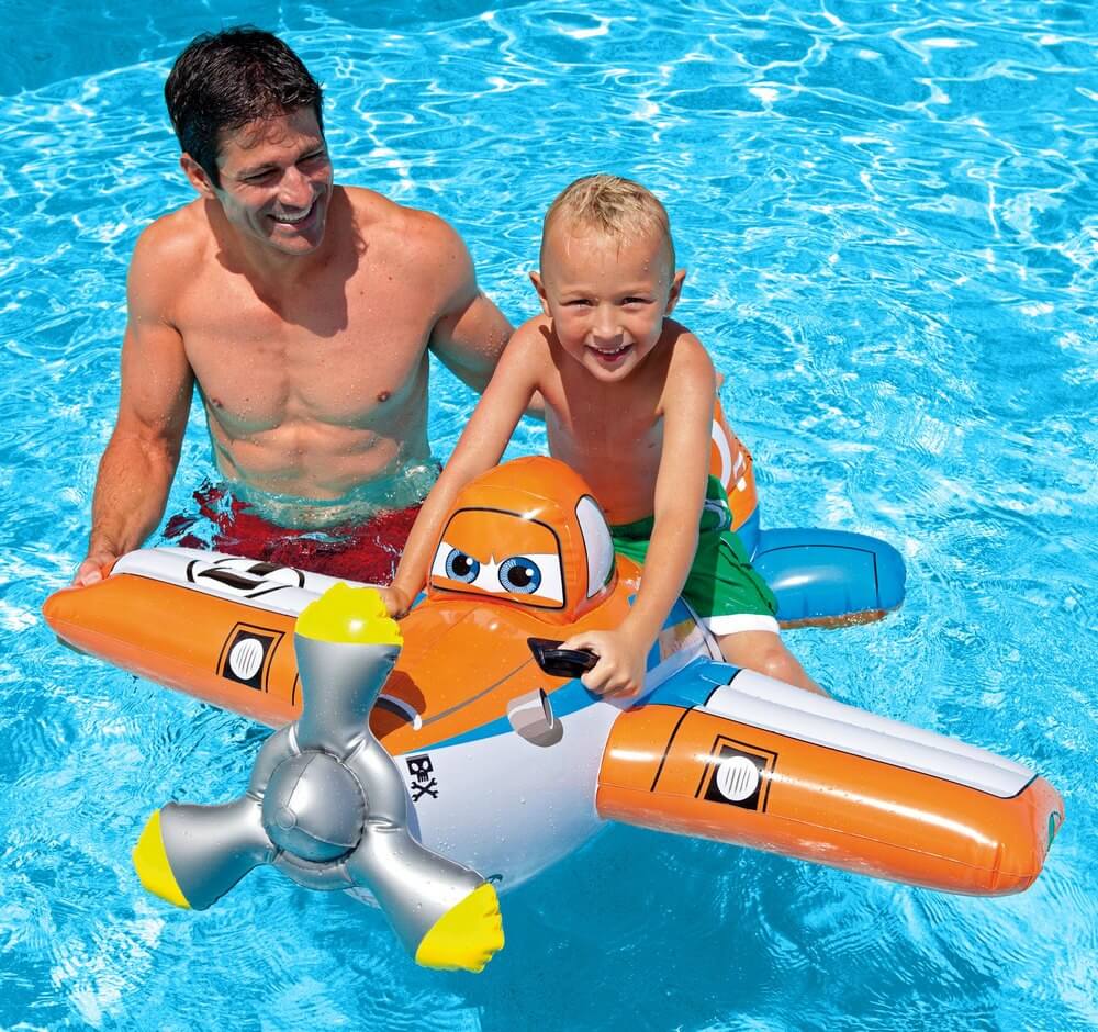 Intex Disney planes