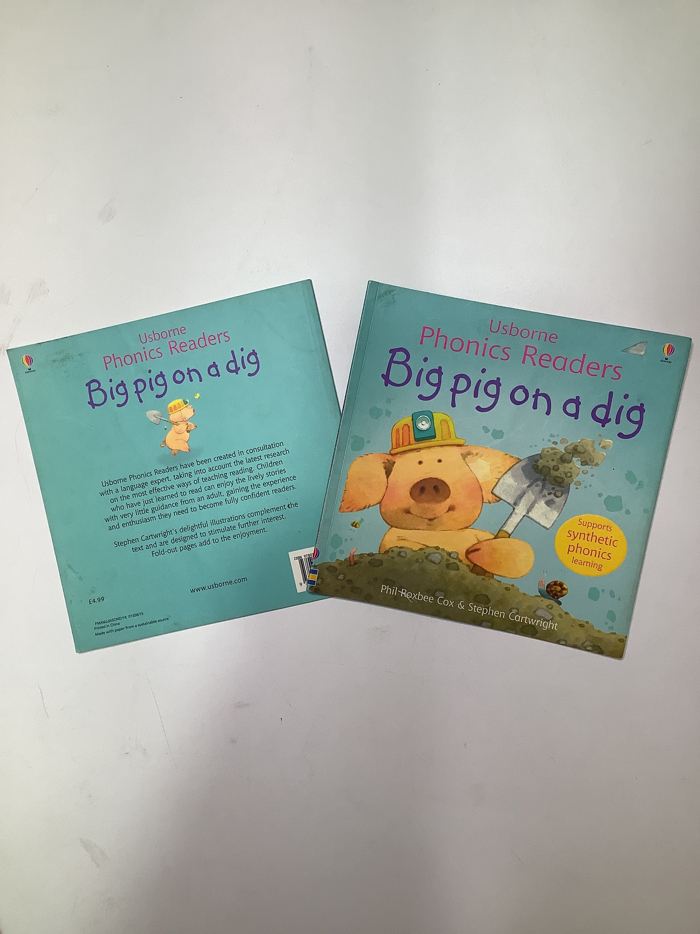 Usborne Phonics Readers (Big Pig On a Dig).
