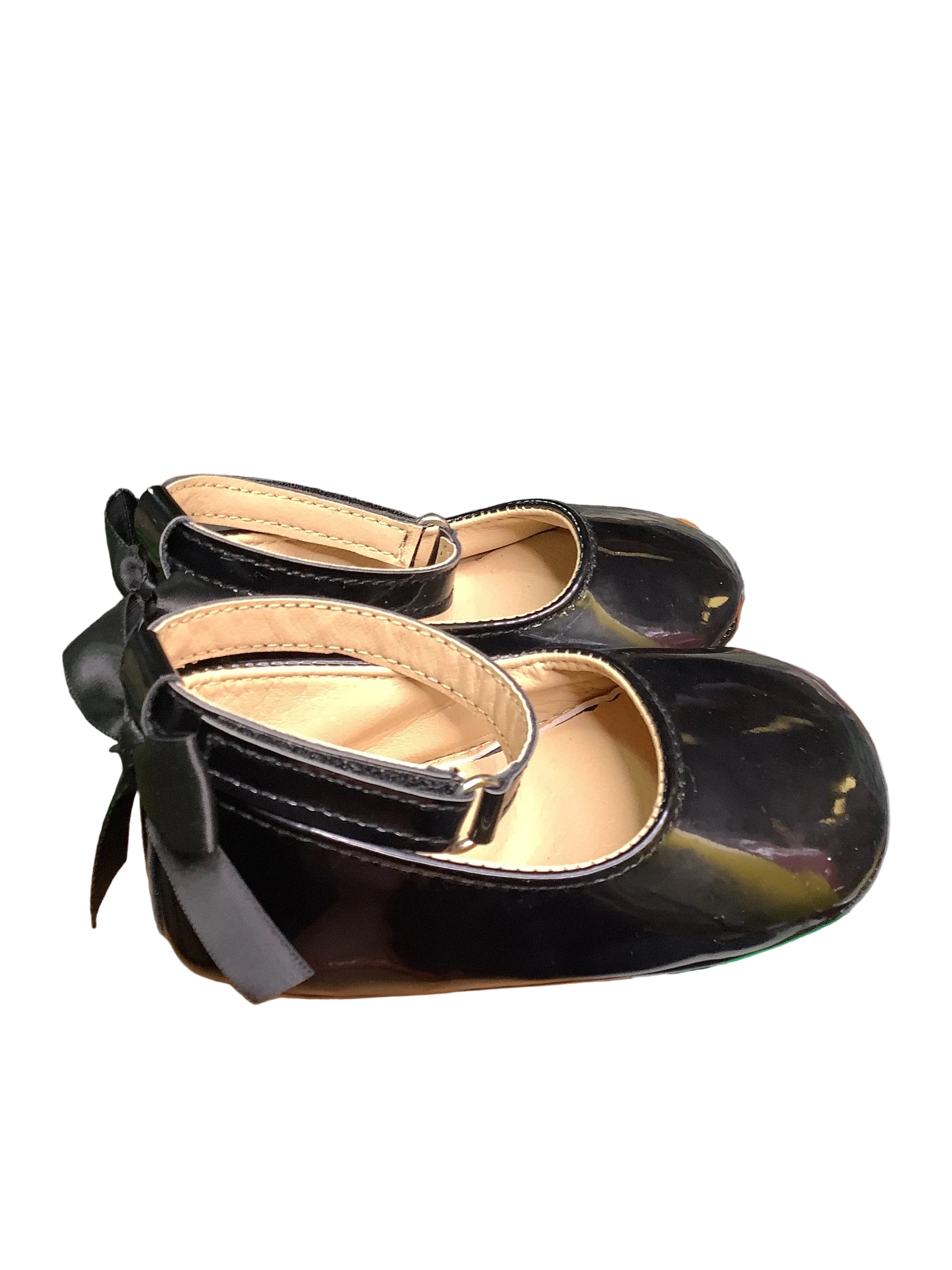Baby/Toddler Girls Shoe with back bow tie