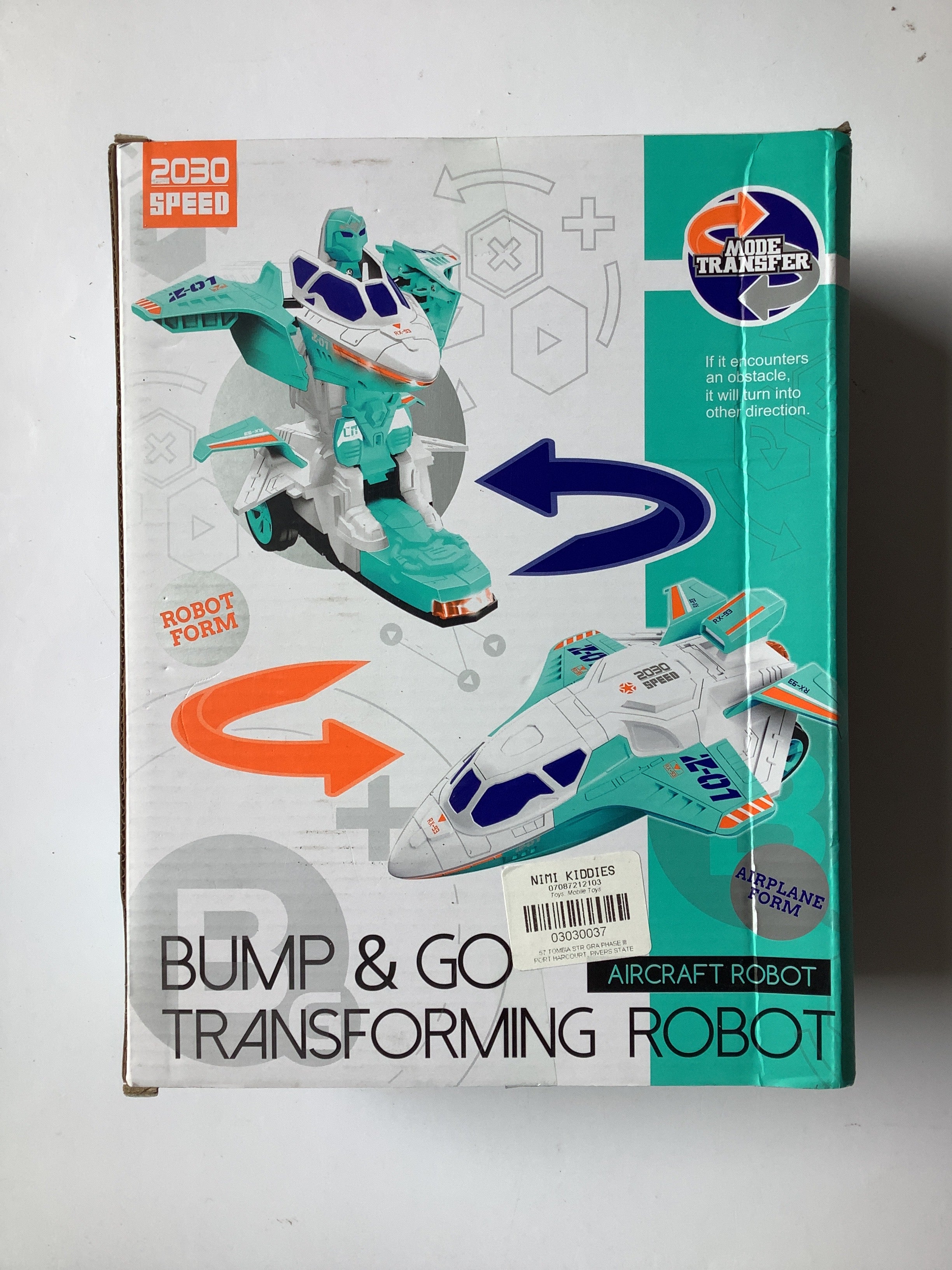 Bump & Go Transforming Robot 6+ (2030 Speed).
