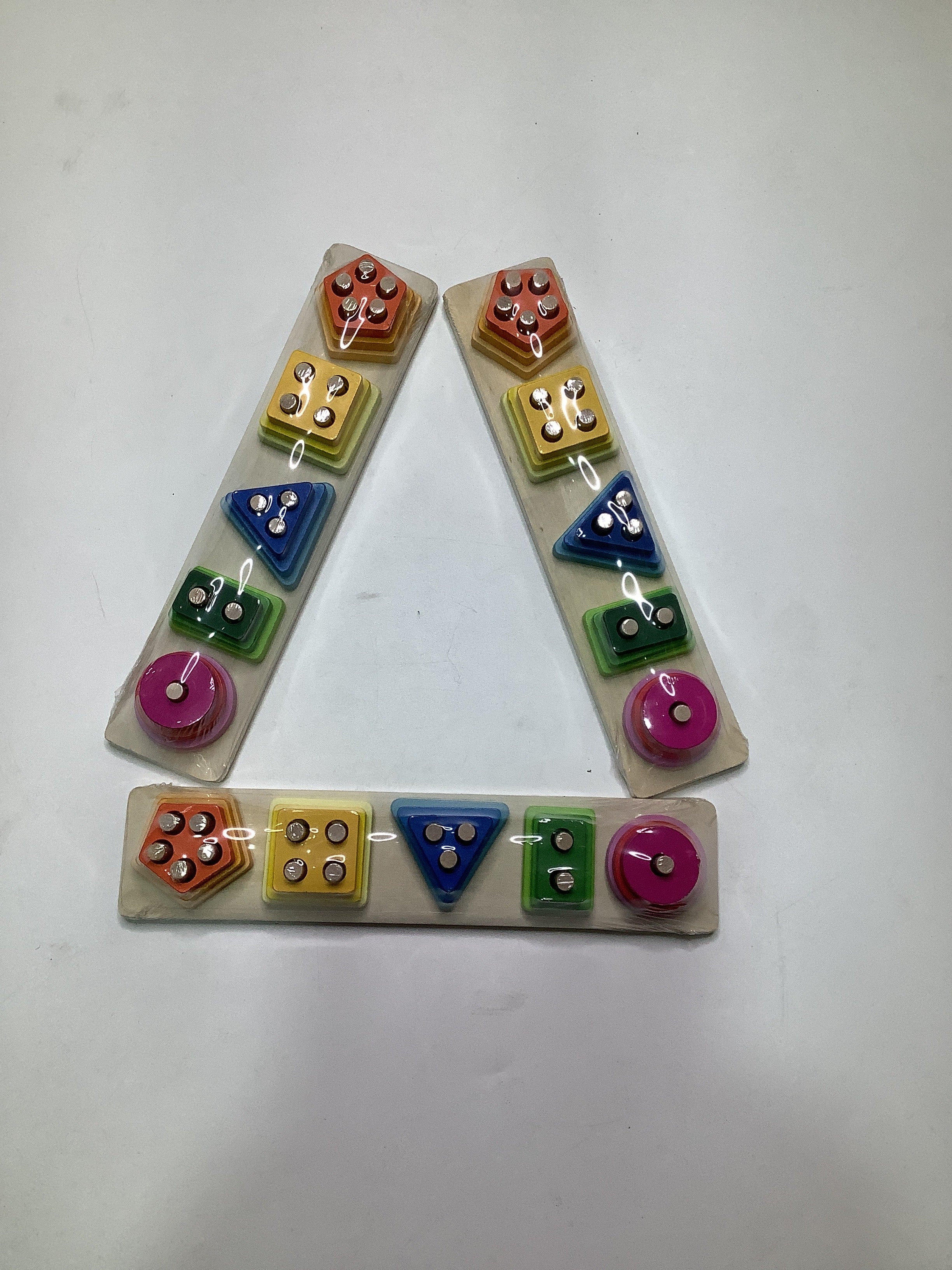 Shape Sorter (Colour Sorter).