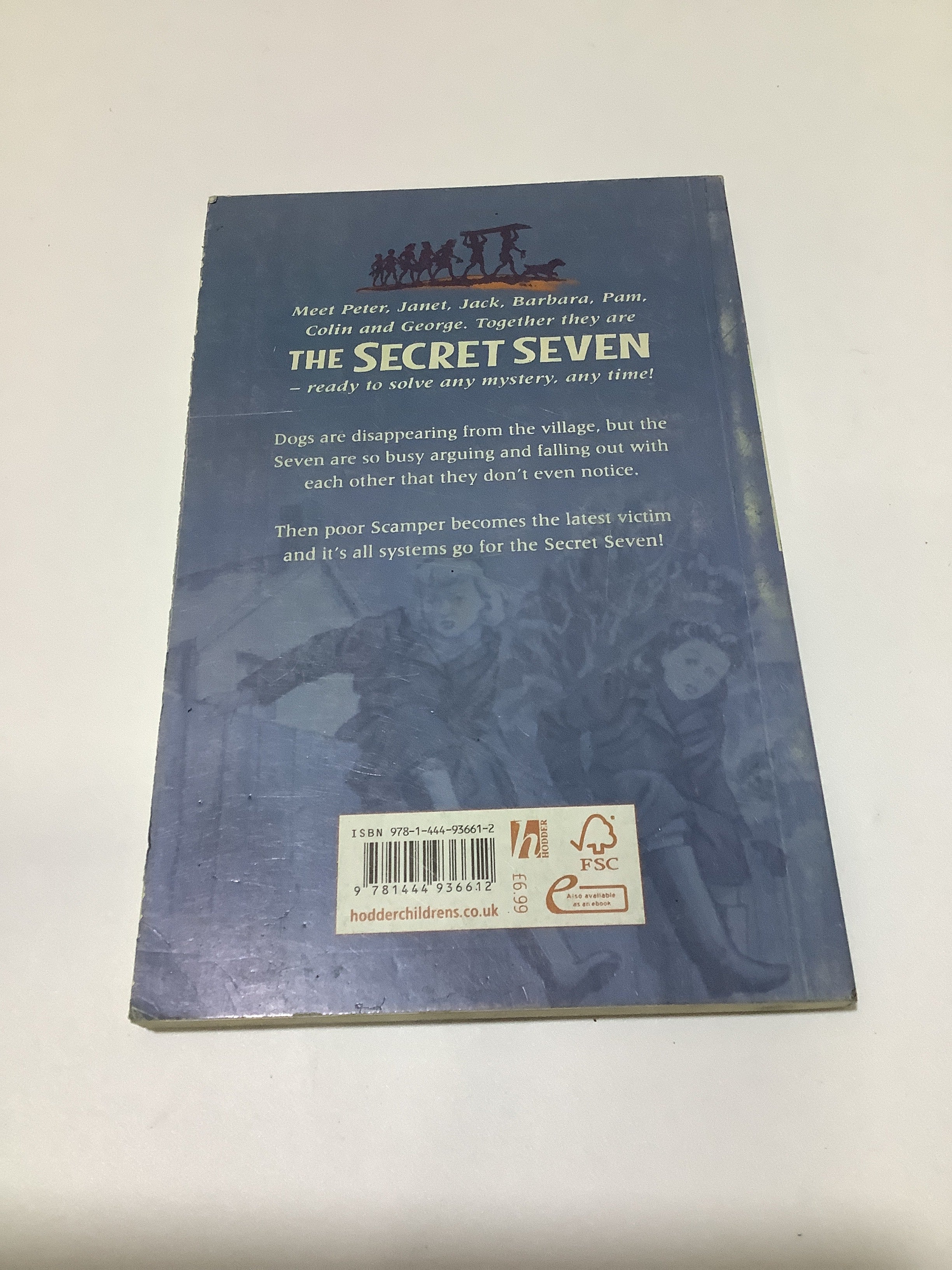 GUID BLYTON(Shock for the secret seven)