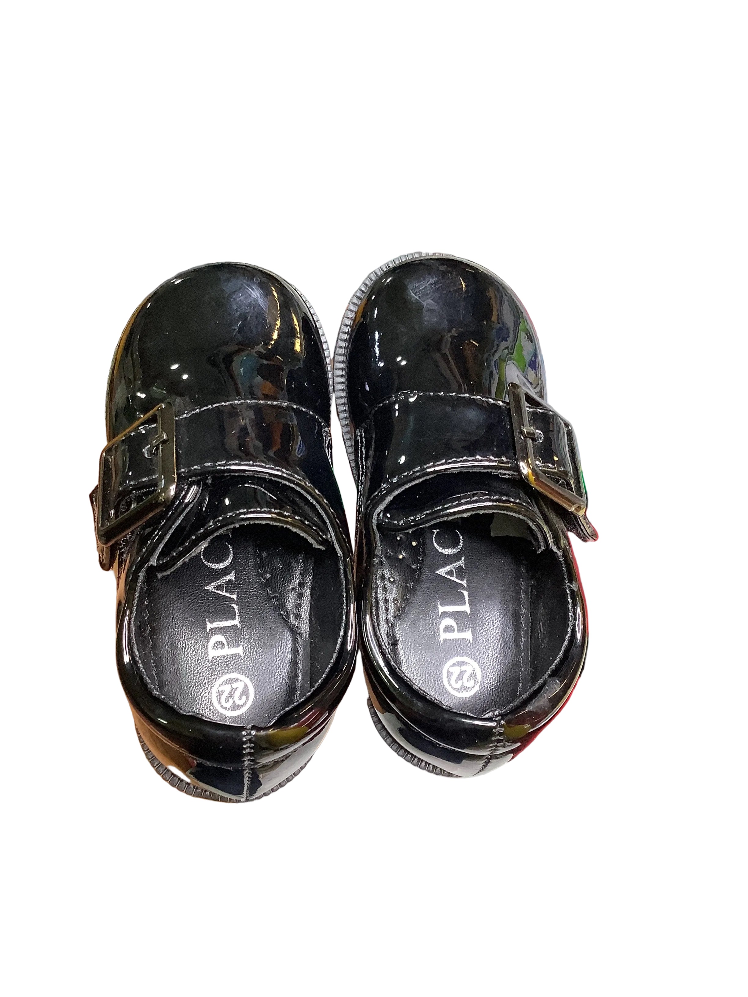 Place Baby Shoe.