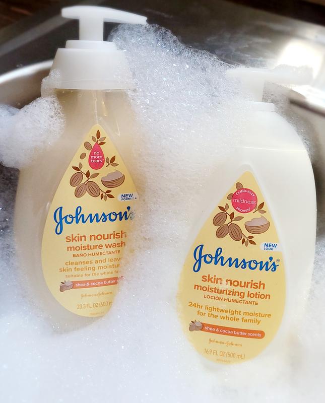 Johnson's Skin Nourish Moisture Wash (Shea & Cocoa Butter Scents) 600ml.