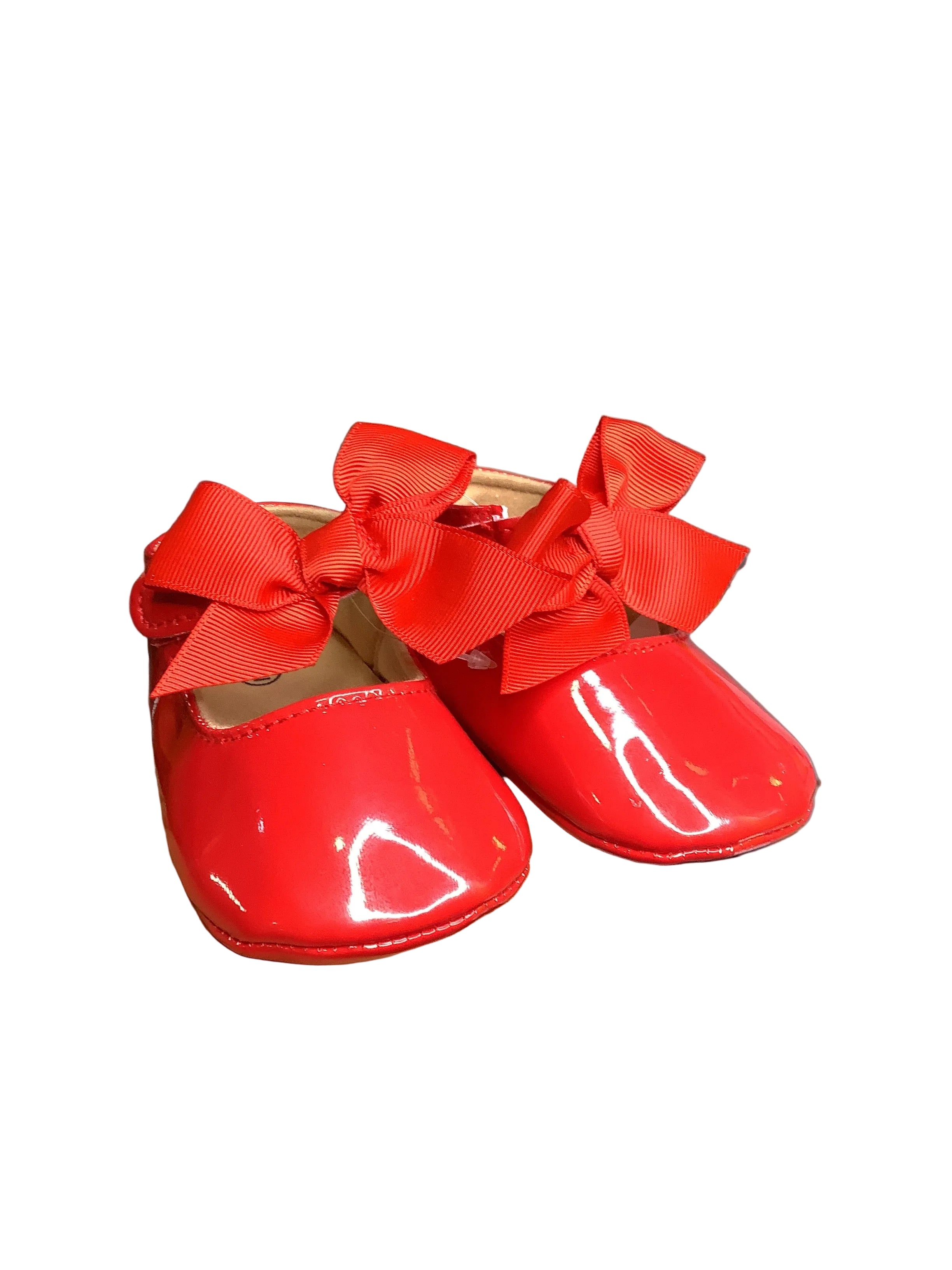 Baby/Toddler Girls Shoe With Bow Tie.