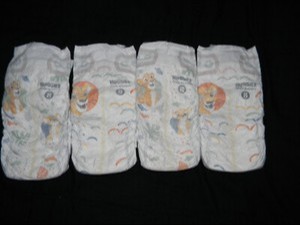 Huggies Little Movers Baby Diapers Size 8 (Roll)