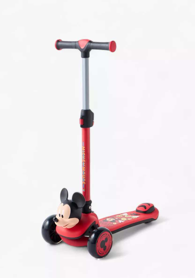 Mickey Mouse Scooter (DMX).